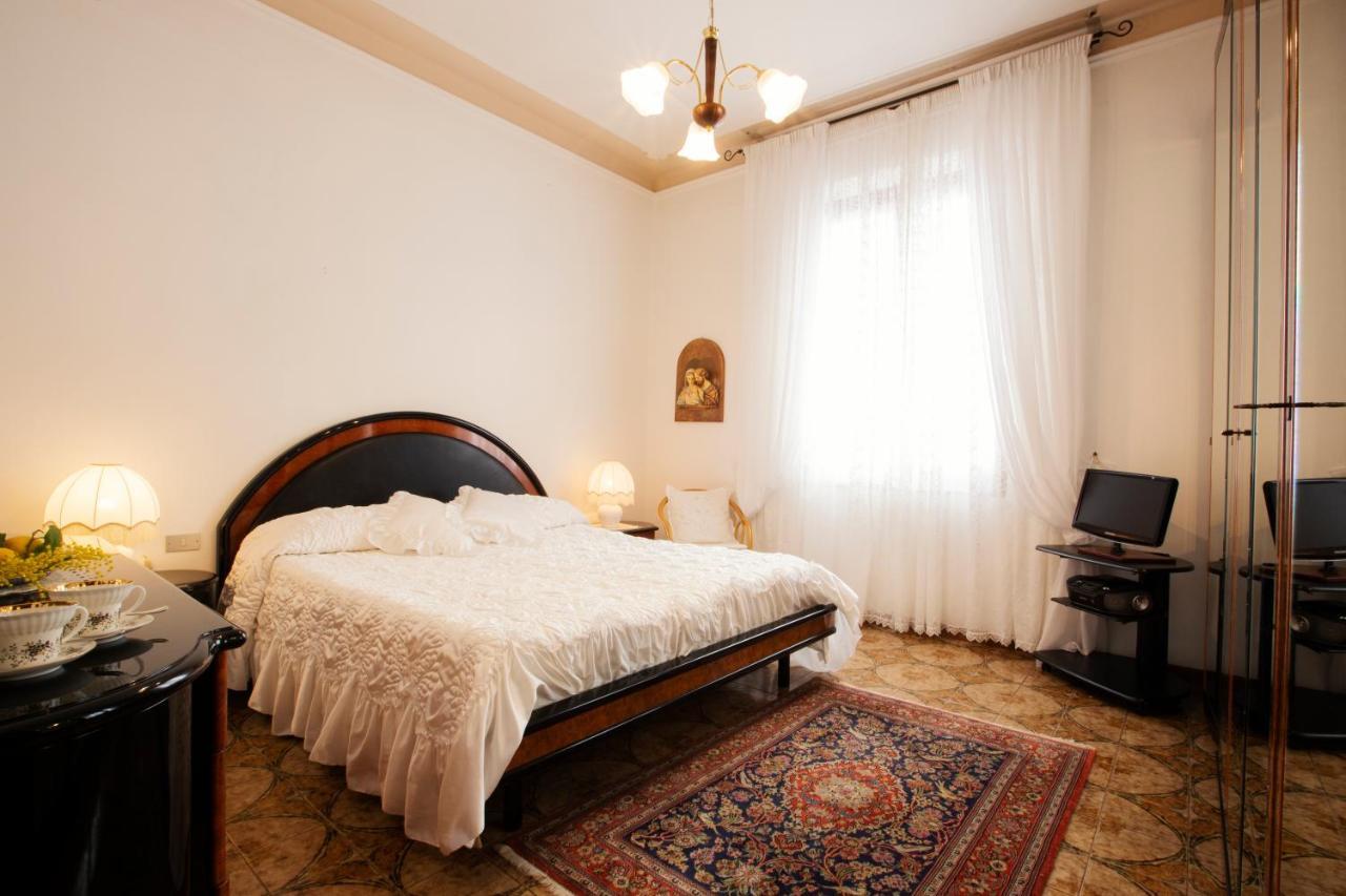 Room Cavour, Nearby Cinqueterre La Spezia Exterior foto